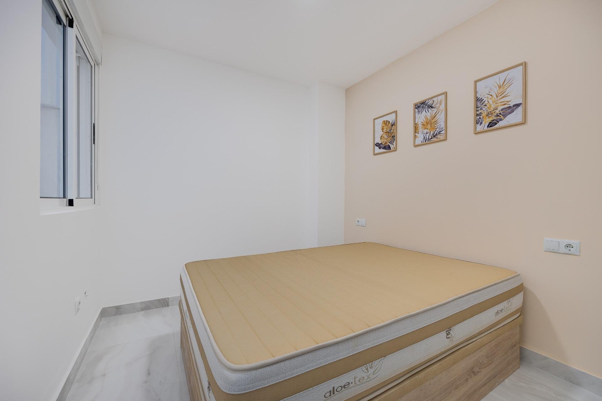 Wiederverkauf - Wohnung -
Torrevieja - Centro