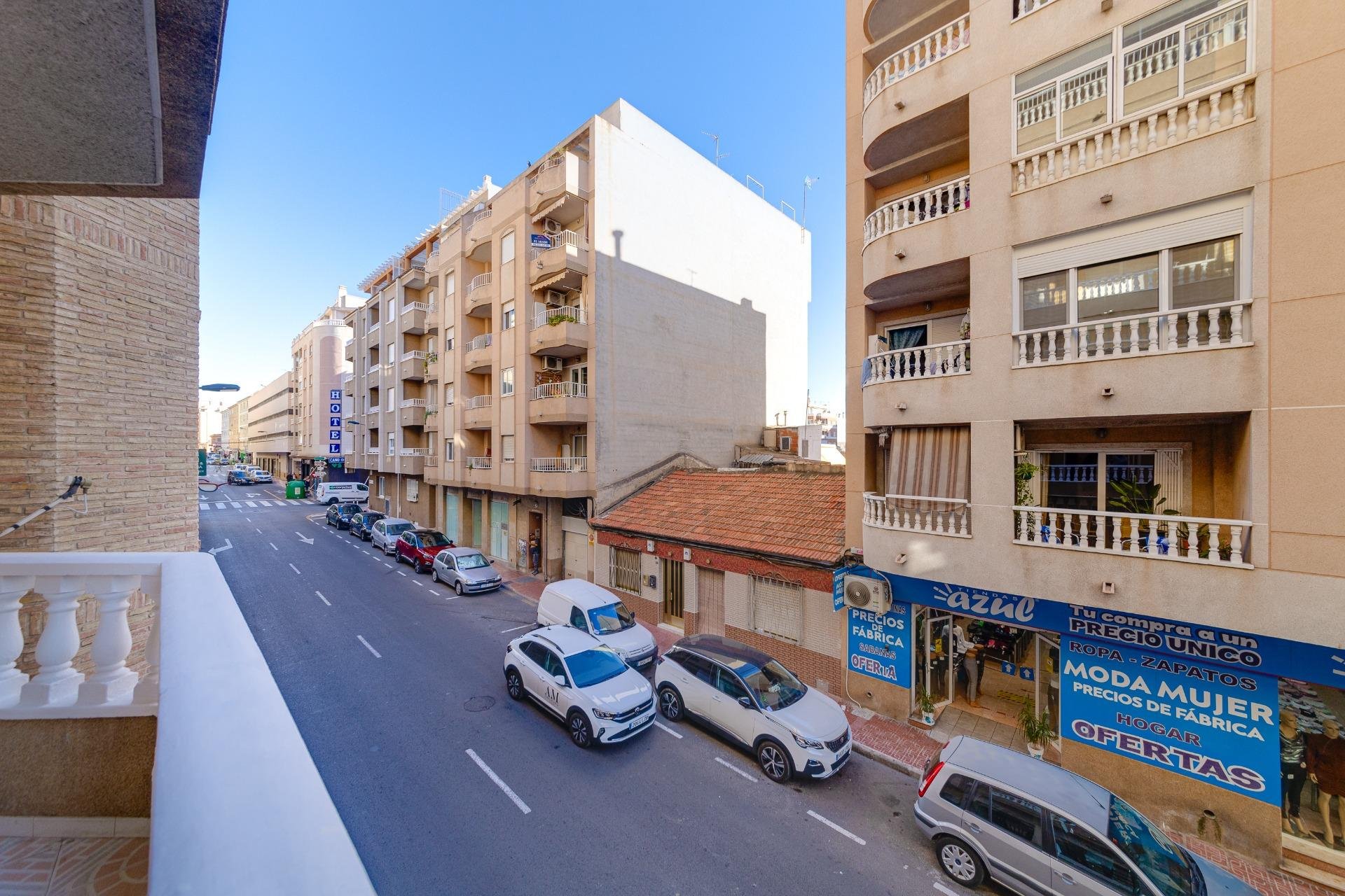 Wiederverkauf - Wohnung -
Torrevieja - Centro