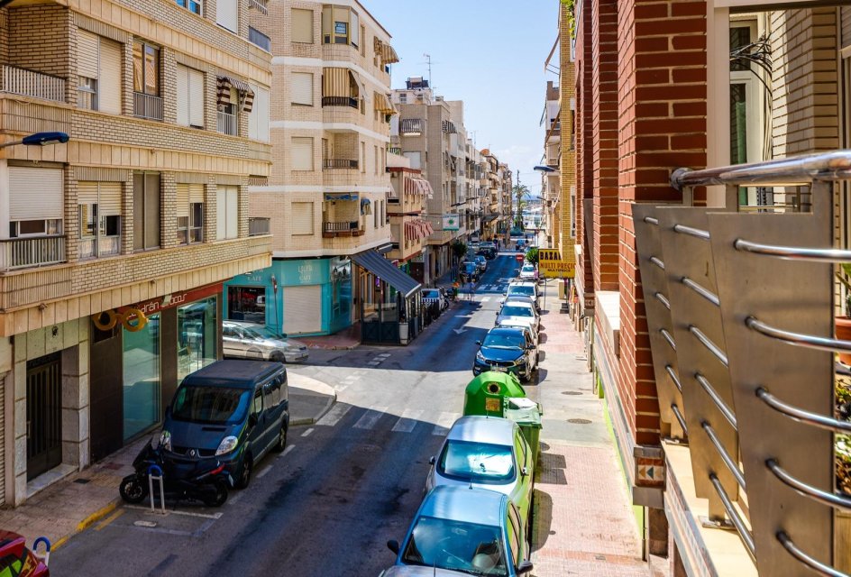 Wiederverkauf - Wohnung -
Torrevieja - Centro