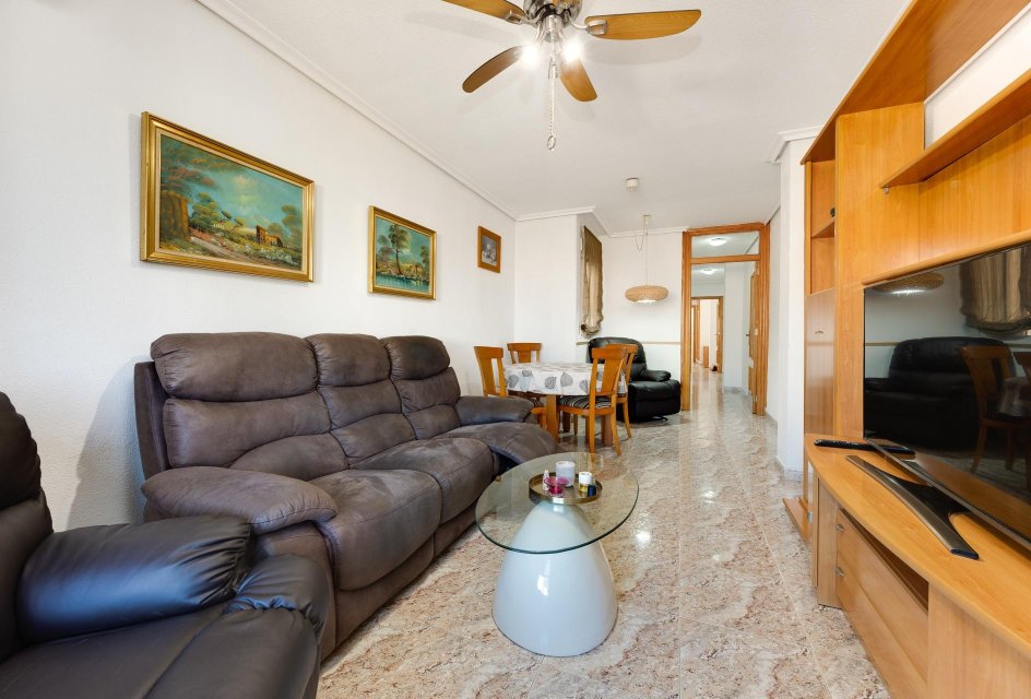 Wiederverkauf - Wohnung -
Torrevieja - Centro
