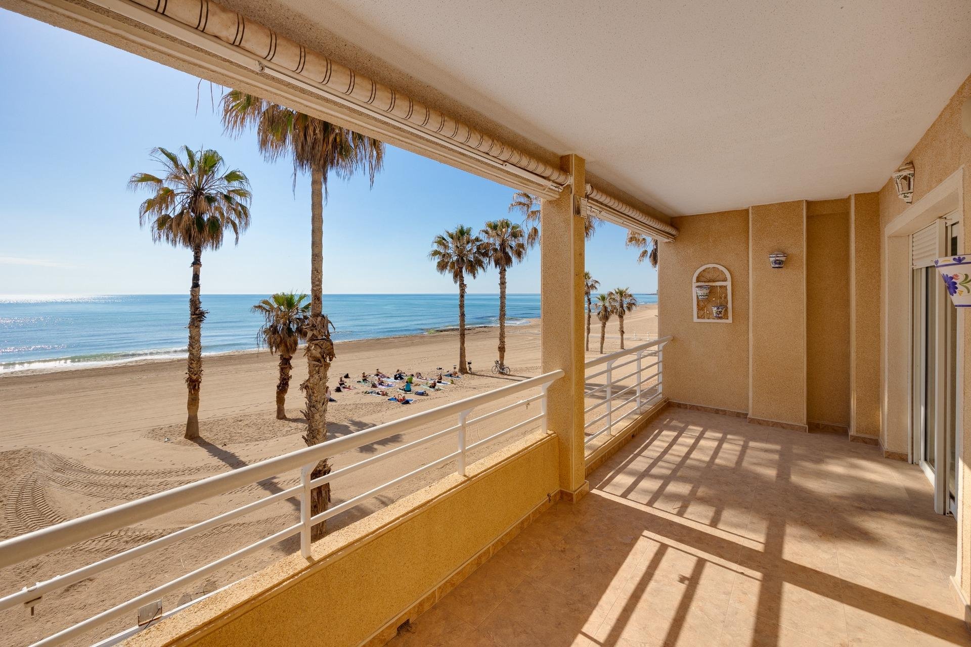 Wiederverkauf - Wohnung -
Torrevieja - La Mata
