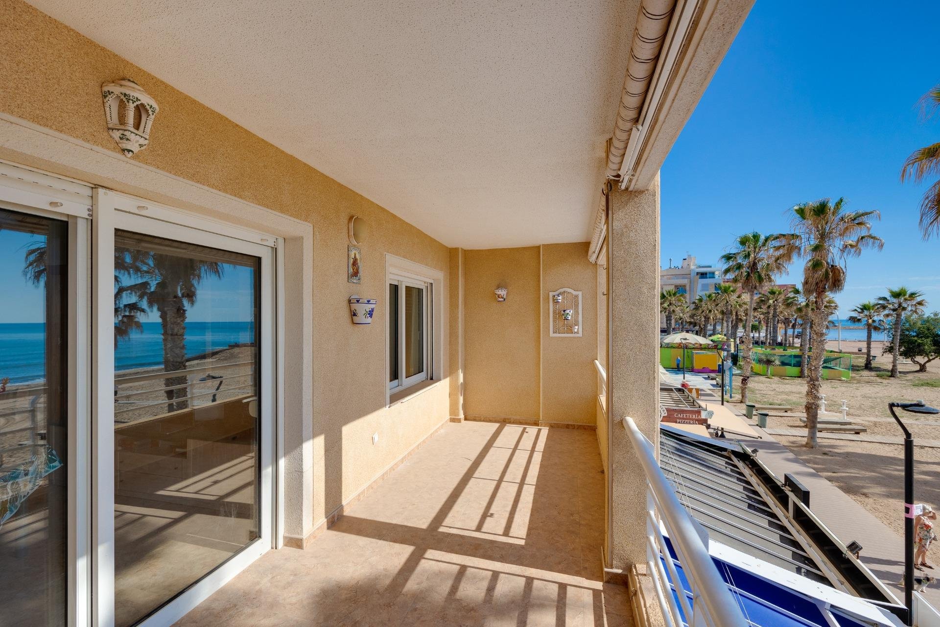 Wiederverkauf - Wohnung -
Torrevieja - La Mata