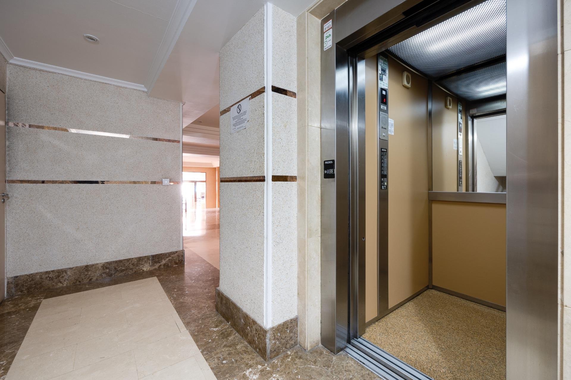 Wiederverkauf - Wohnung -
Torrevieja - La Mata