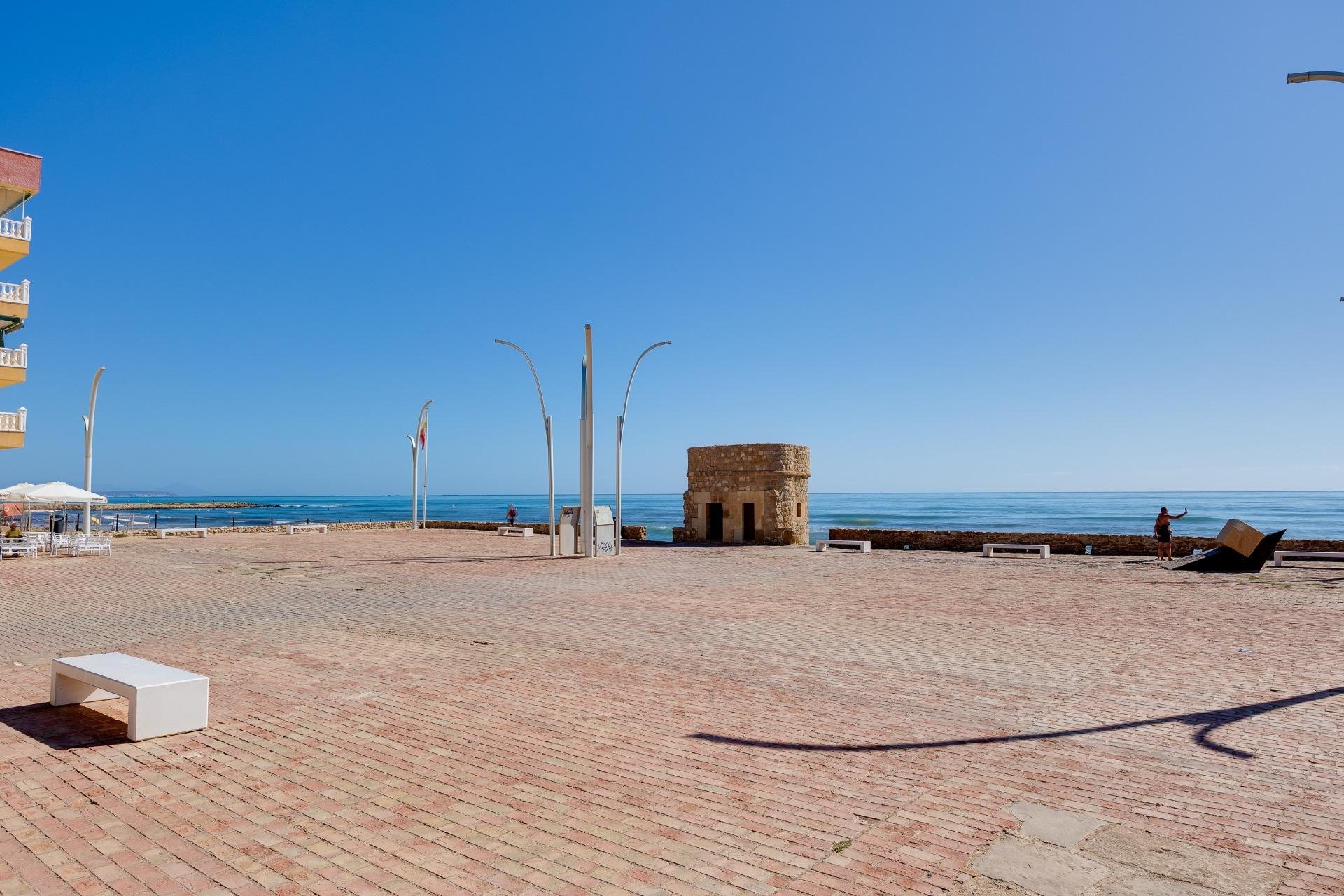 Wiederverkauf - Wohnung -
Torrevieja - La Mata