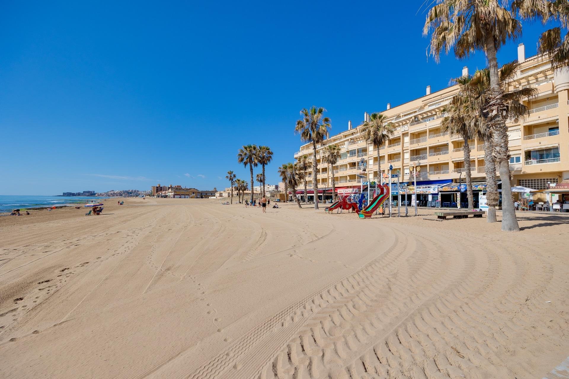 Wiederverkauf - Wohnung -
Torrevieja - La Mata