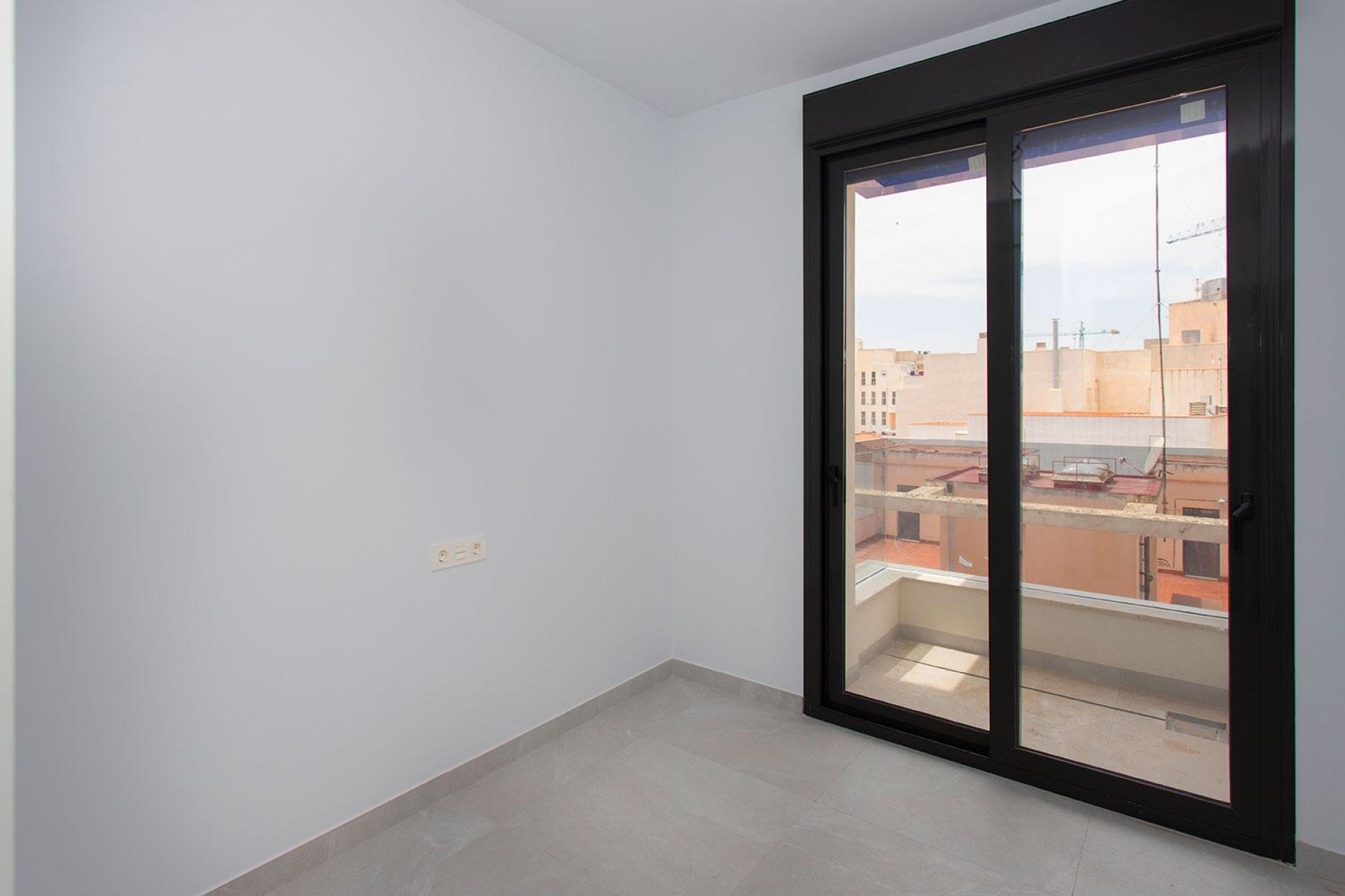Wiederverkauf - Wohnung -
Torrevieja - Paseo maritimo