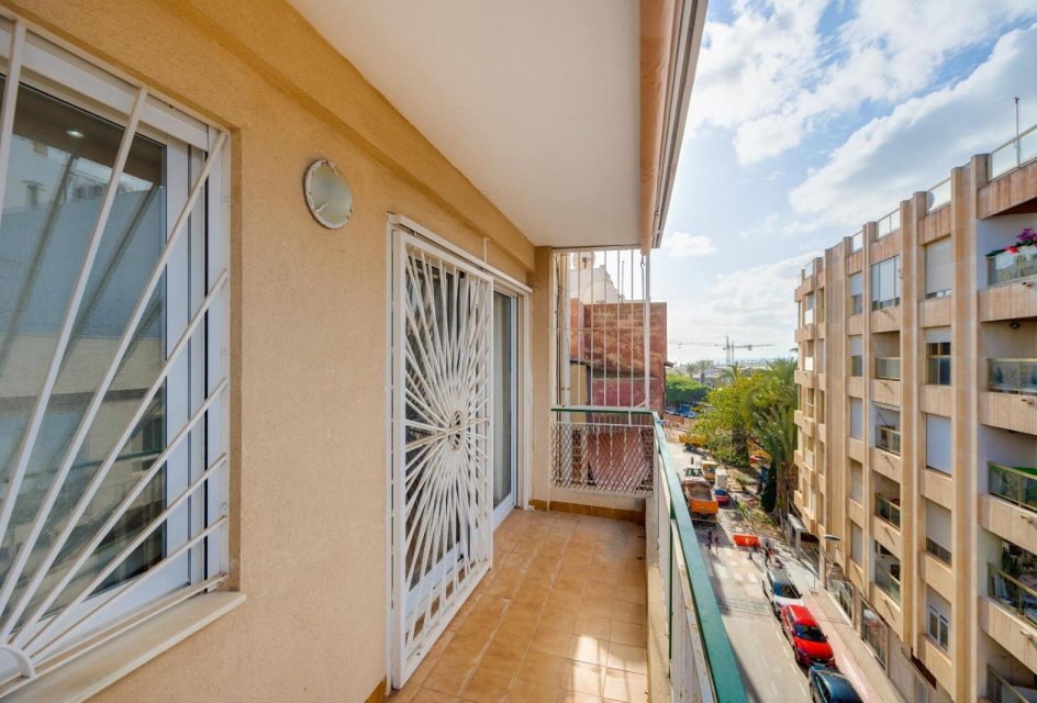 Wiederverkauf - Wohnung -
Torrevieja - Paseo maritimo
