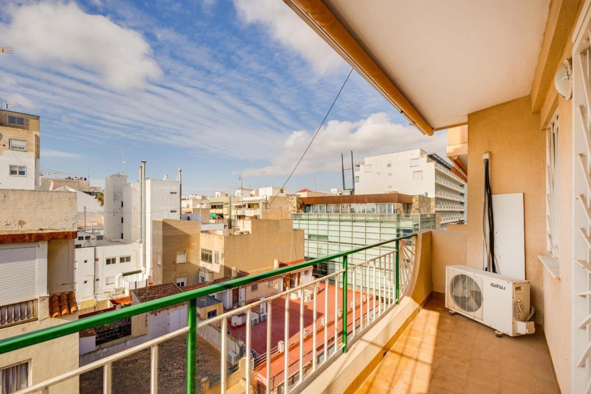 Wiederverkauf - Wohnung -
Torrevieja - Paseo maritimo