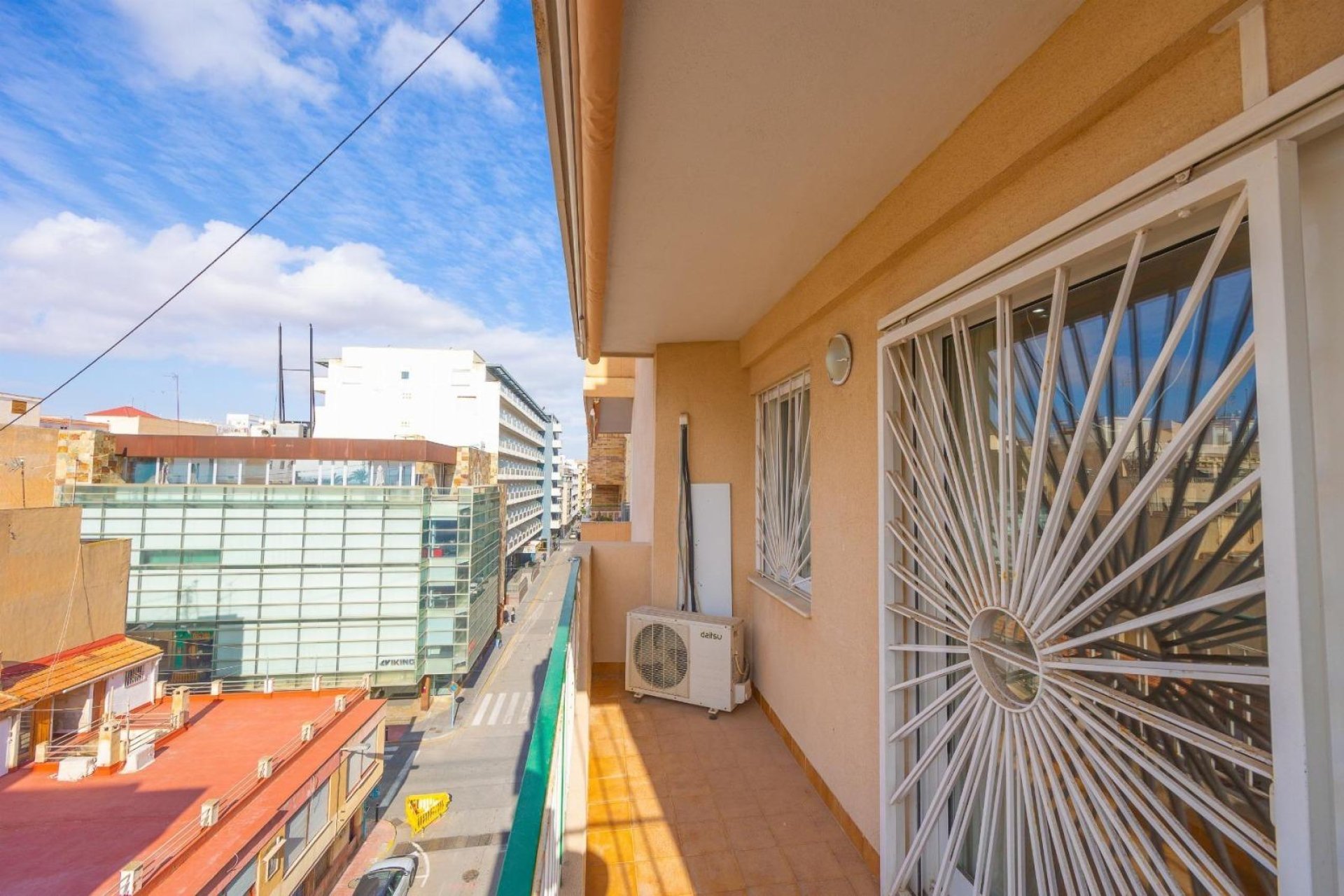 Wiederverkauf - Wohnung -
Torrevieja - Paseo maritimo