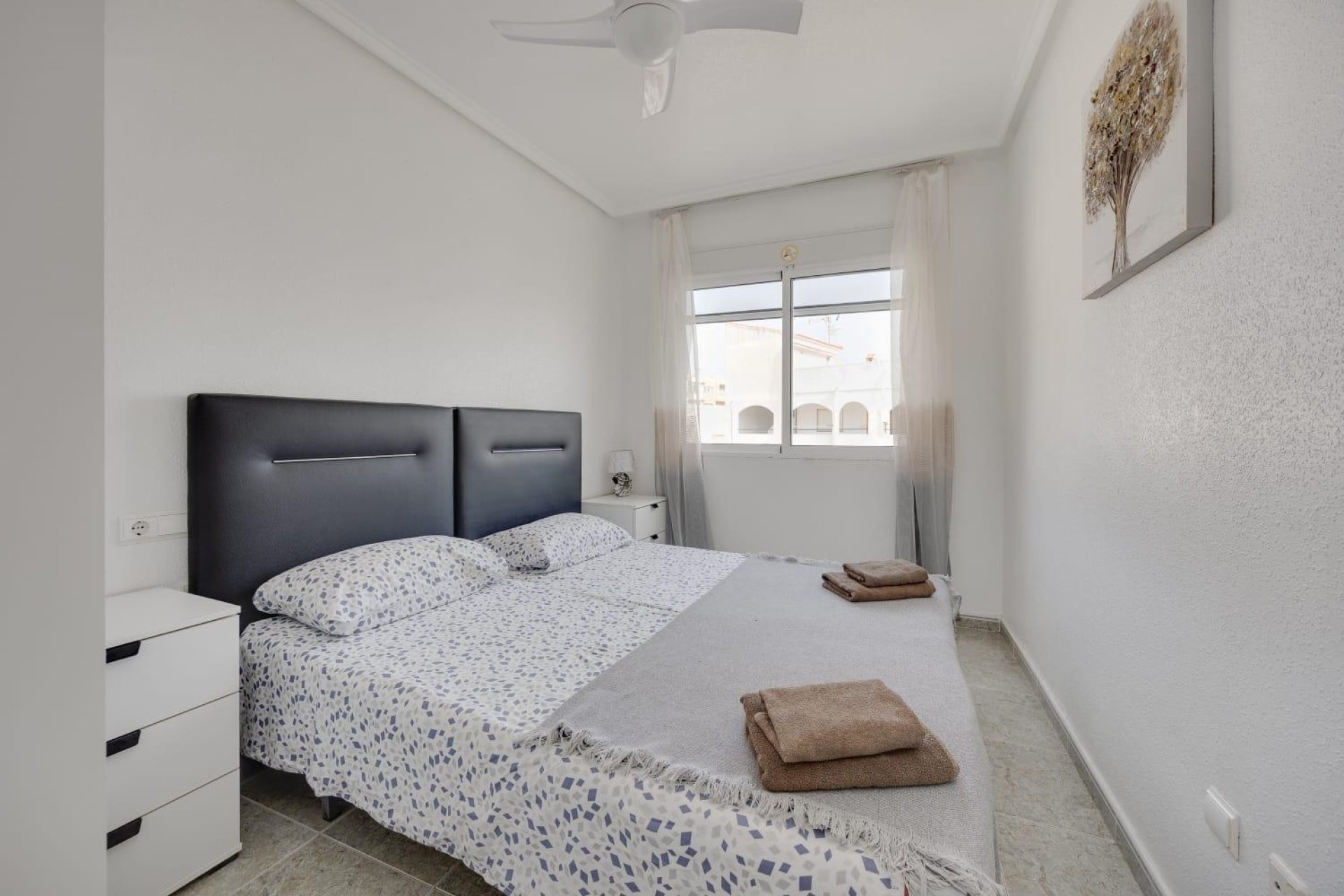 Wiederverkauf - Wohnung -
Torrevieja - Playa de los Locos