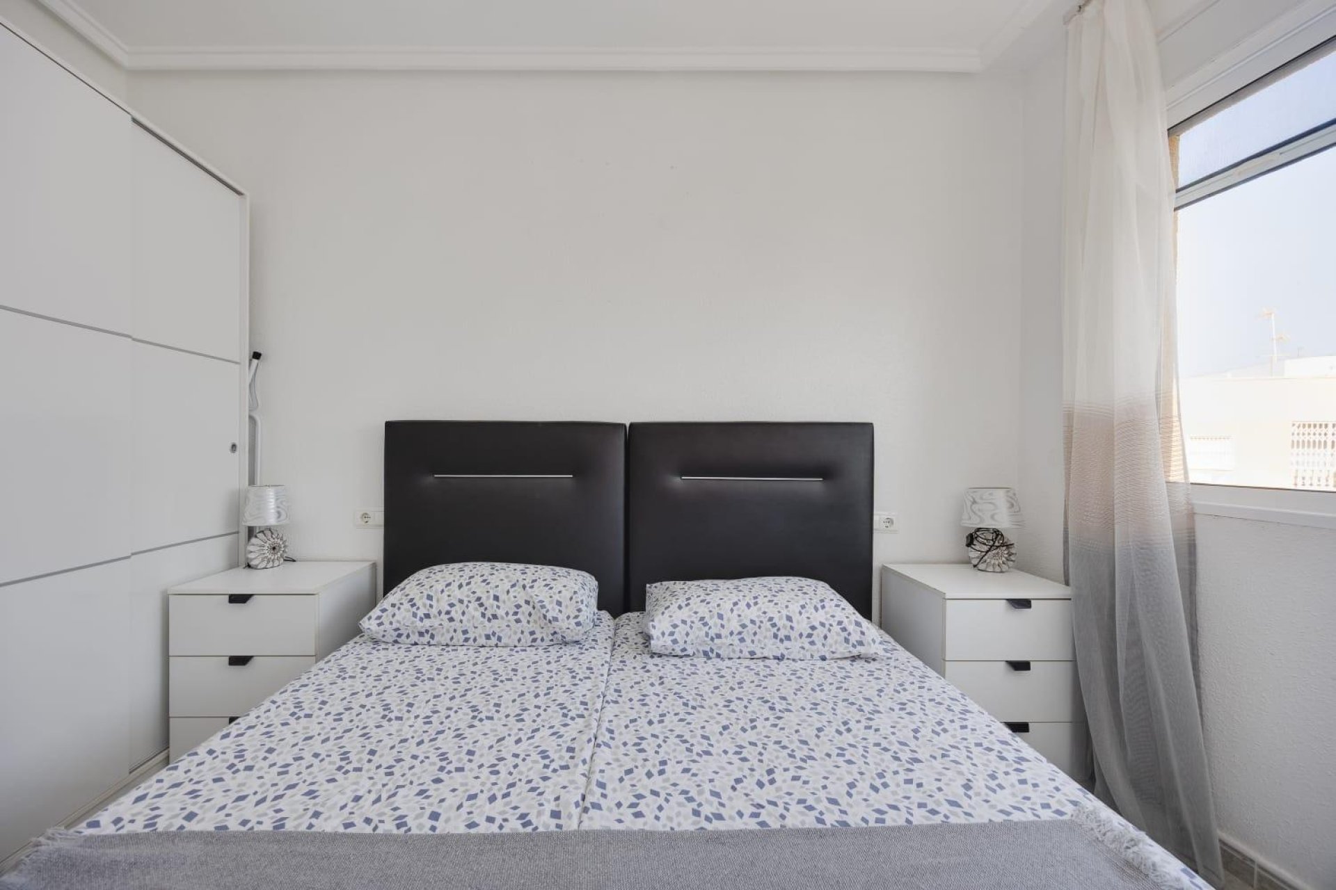 Wiederverkauf - Wohnung -
Torrevieja - Playa de los Locos