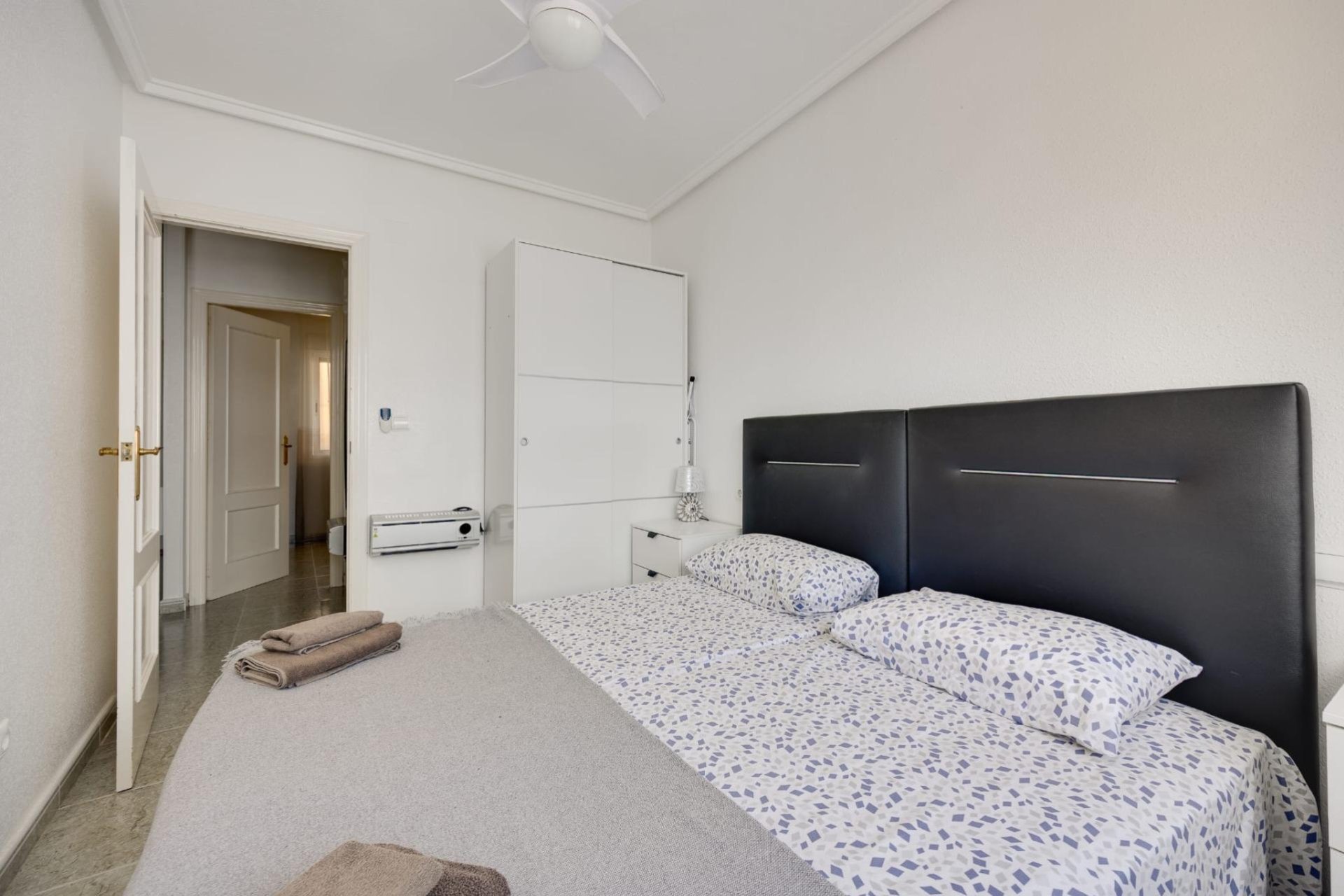 Wiederverkauf - Wohnung -
Torrevieja - Playa de los Locos
