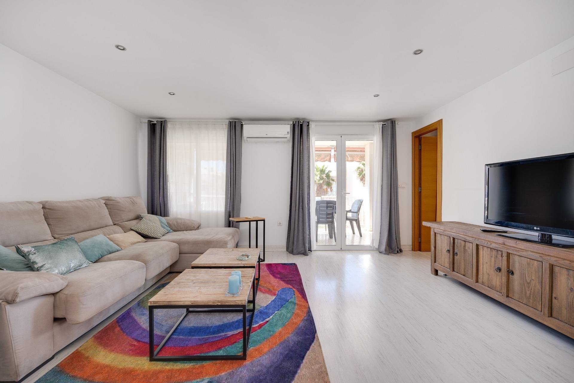 Wiederverkauf - Wohnung -
Torrevieja - Playa de los Naufragos