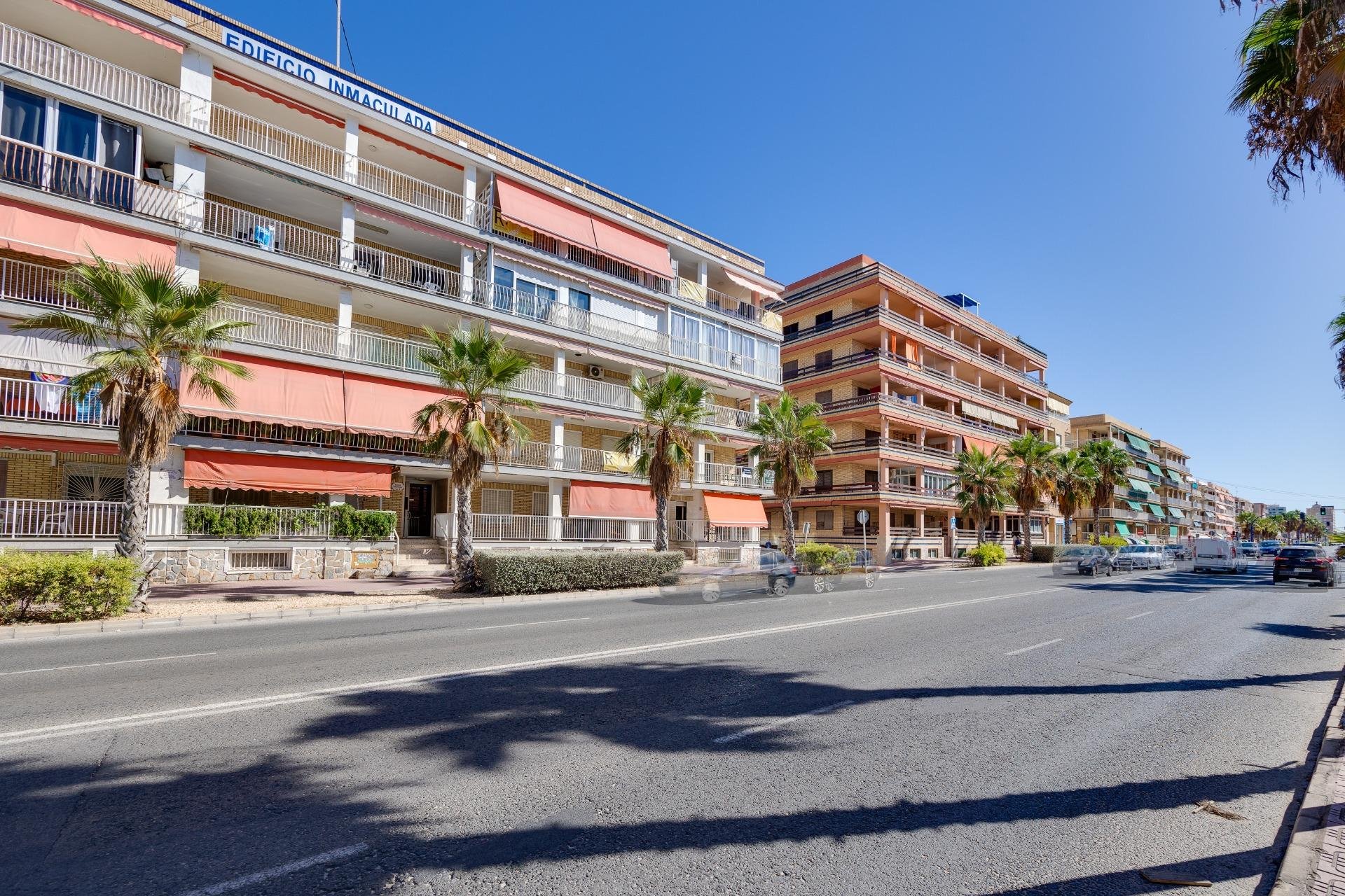 Wiederverkauf - Wohnung -
Torrevieja - Playa de los Naufragos