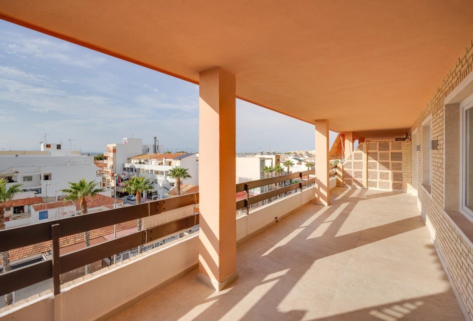Wiederverkauf - Wohnung -
Torrevieja - Playa de los Naufragos