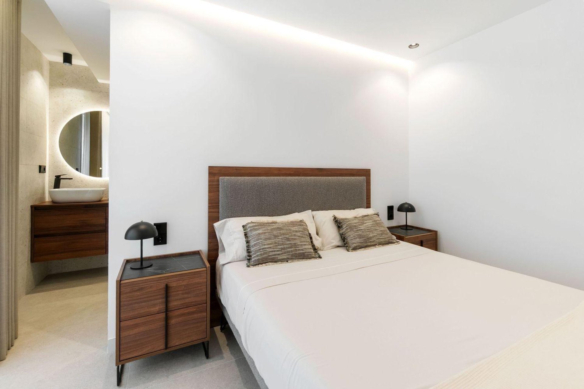 Wiederverkauf - Wohnung -
Torrevieja - Playa de los Naufragos