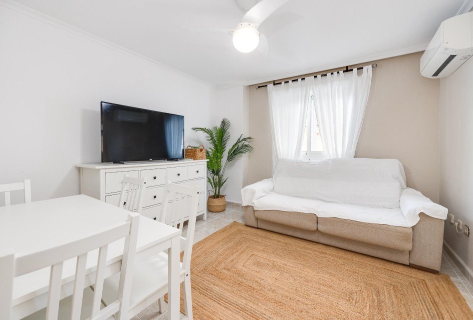 Wiederverkauf - Wohnung -
Torrevieja - Playa de los Naufragos