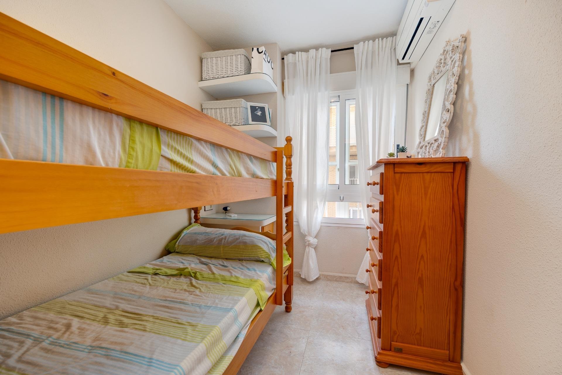 Wiederverkauf - Wohnung -
Torrevieja - Playa de los Naufragos