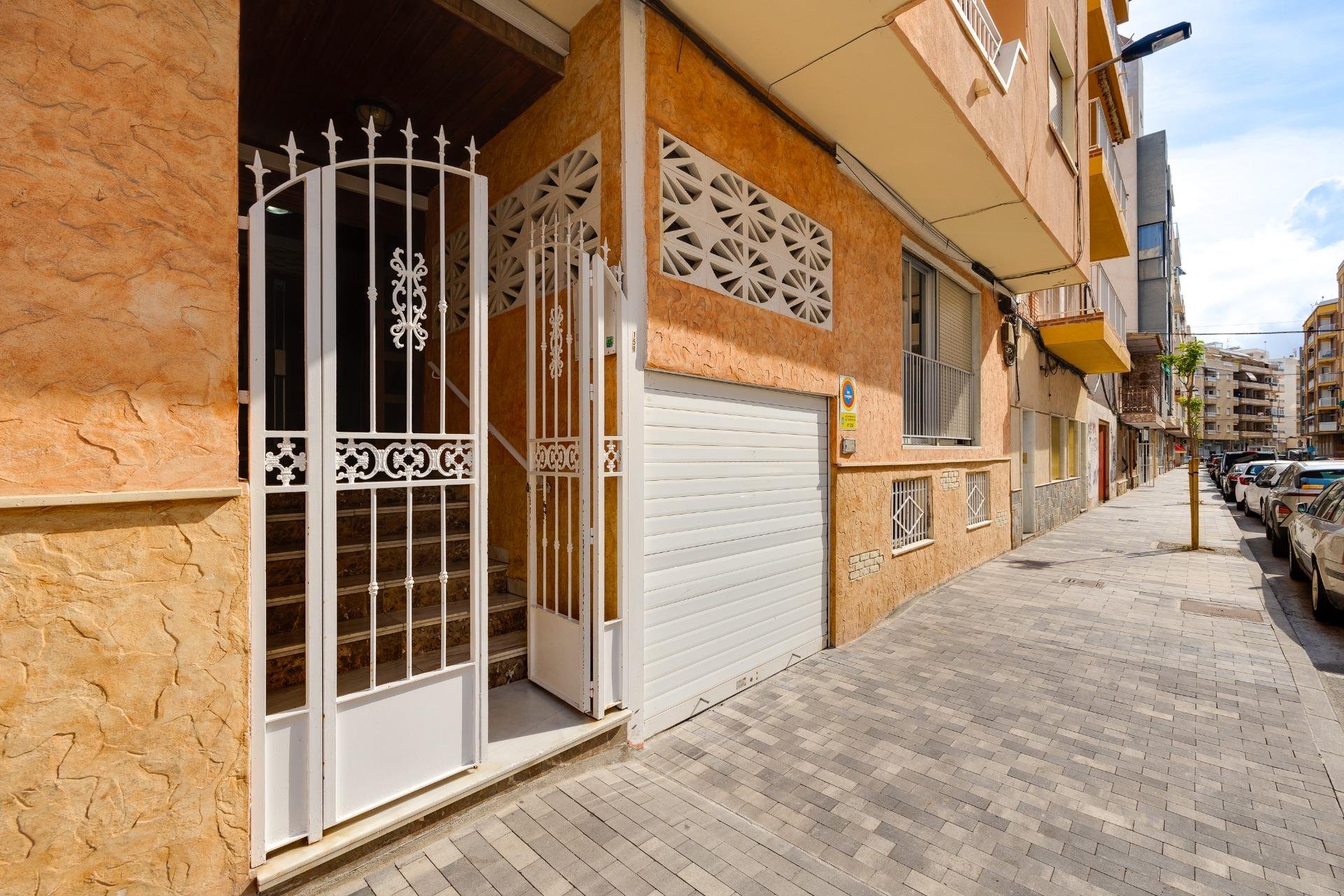 Wiederverkauf - Wohnung -
Torrevieja - Playa del Cura
