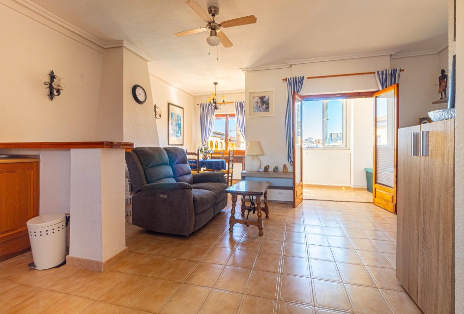 Wiederverkauf - Wohnung -
Torrevieja - Punta Prima