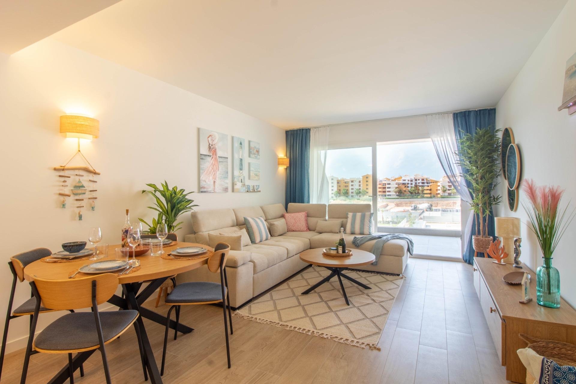 Wiederverkauf - Wohnung -
Torrevieja - Punta Prima