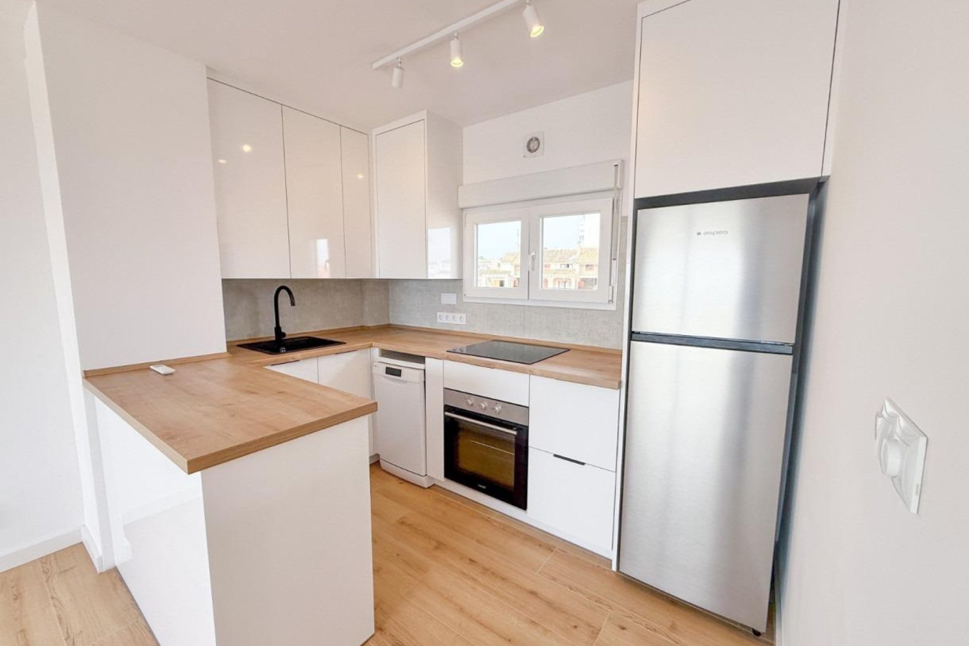 Wiederverkauf - Wohnung -
Torrevieja - Torreblanca