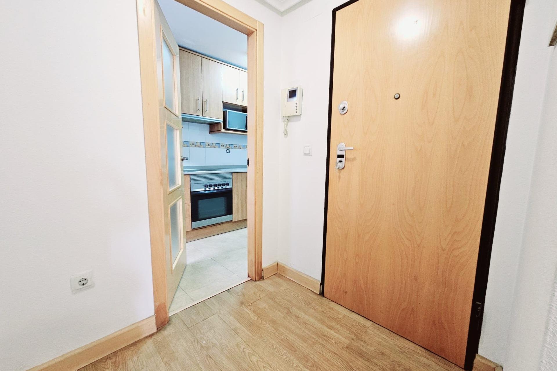 Wiederverkauf - Wohnung -
Torrevieja - torrevieja