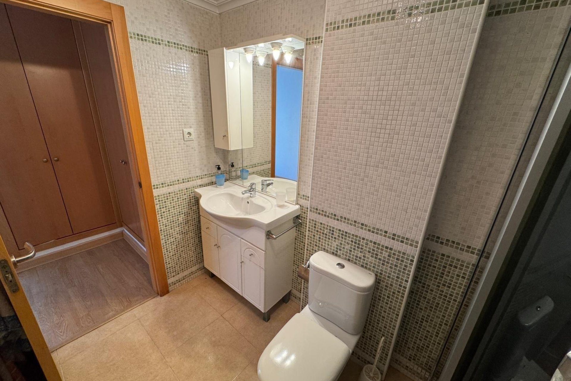 Wiederverkauf - Wohnung -
Torrevieja - torrevieja