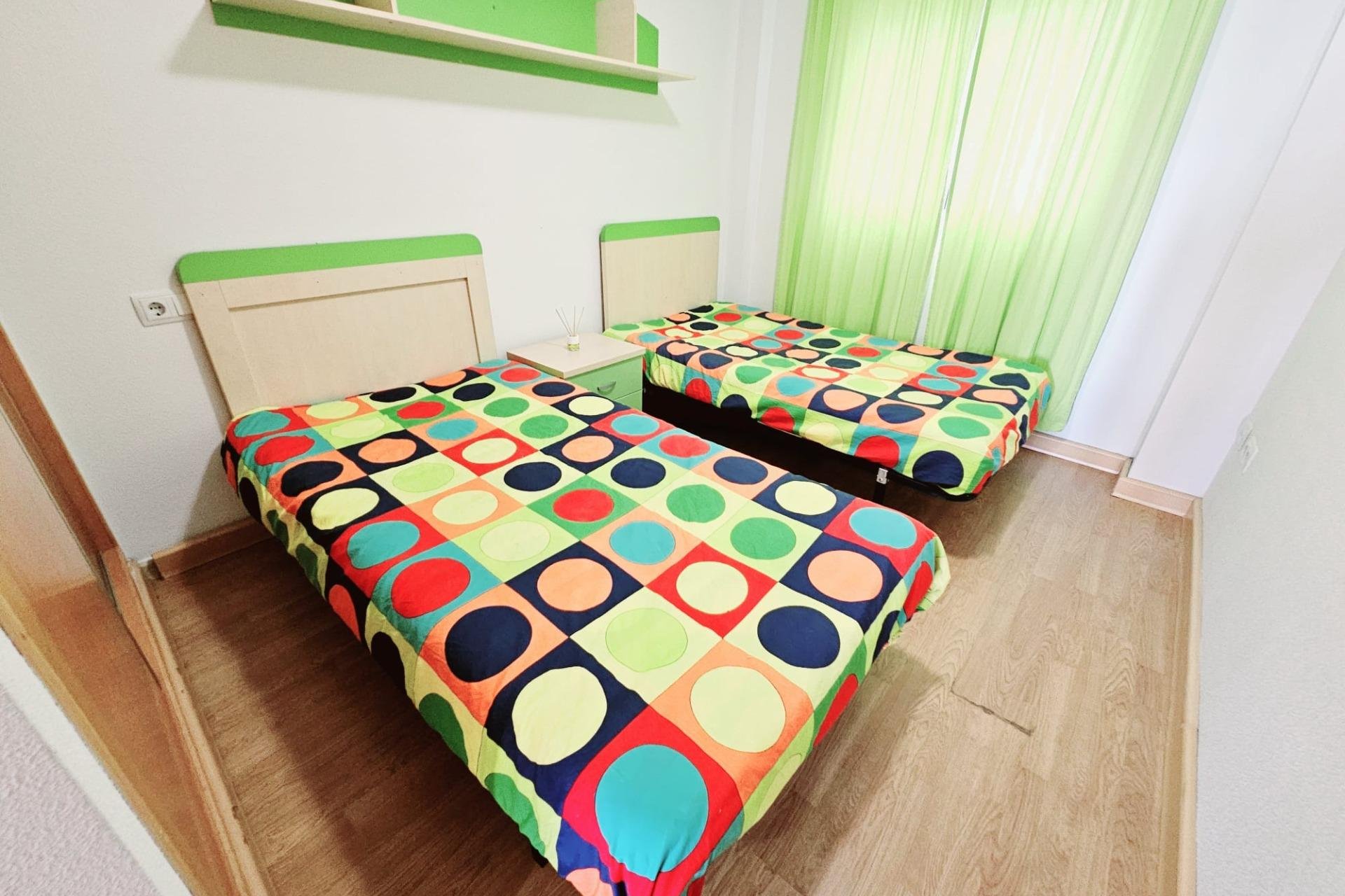 Wiederverkauf - Wohnung -
Torrevieja - torrevieja