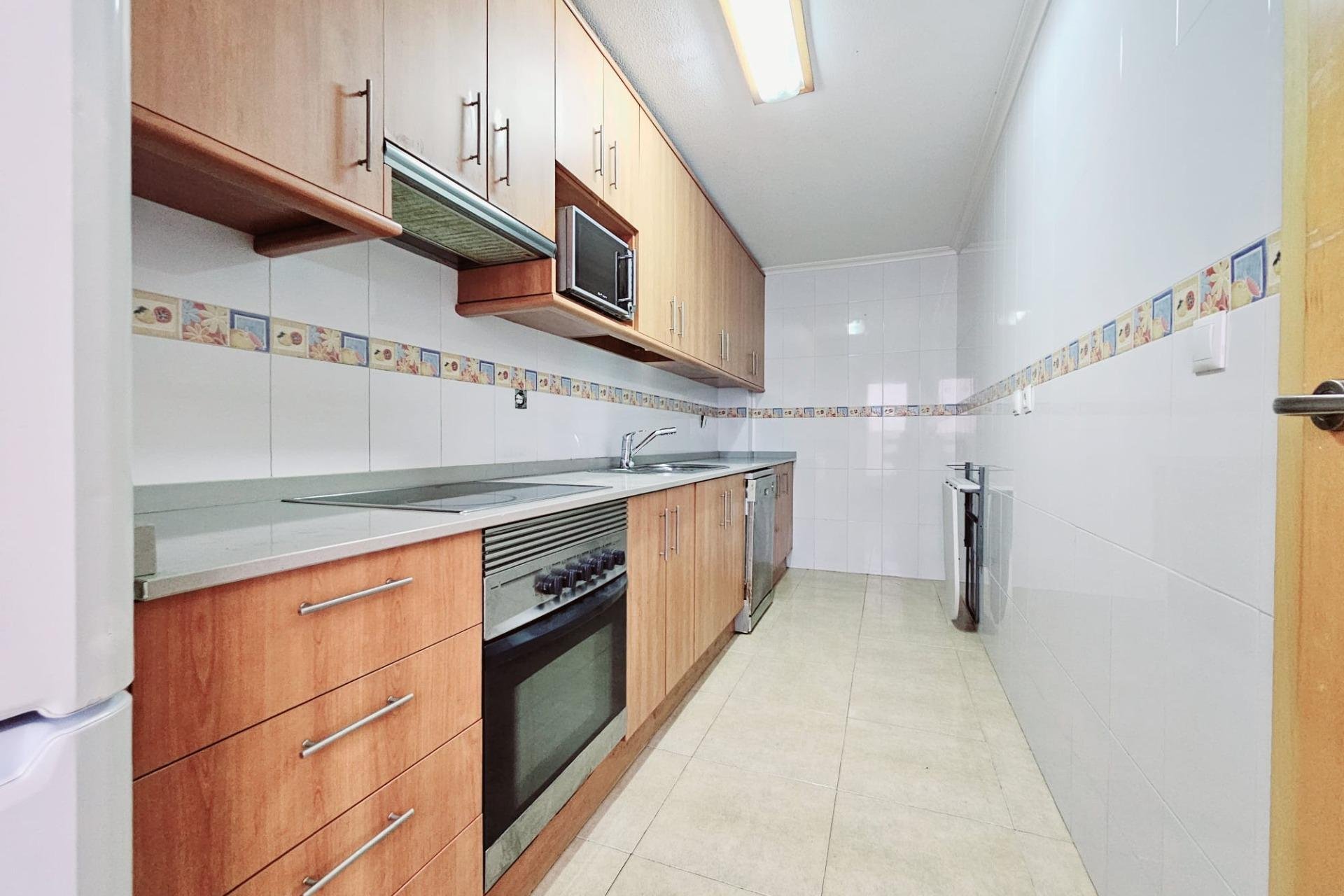 Wiederverkauf - Wohnung -
Torrevieja - torrevieja