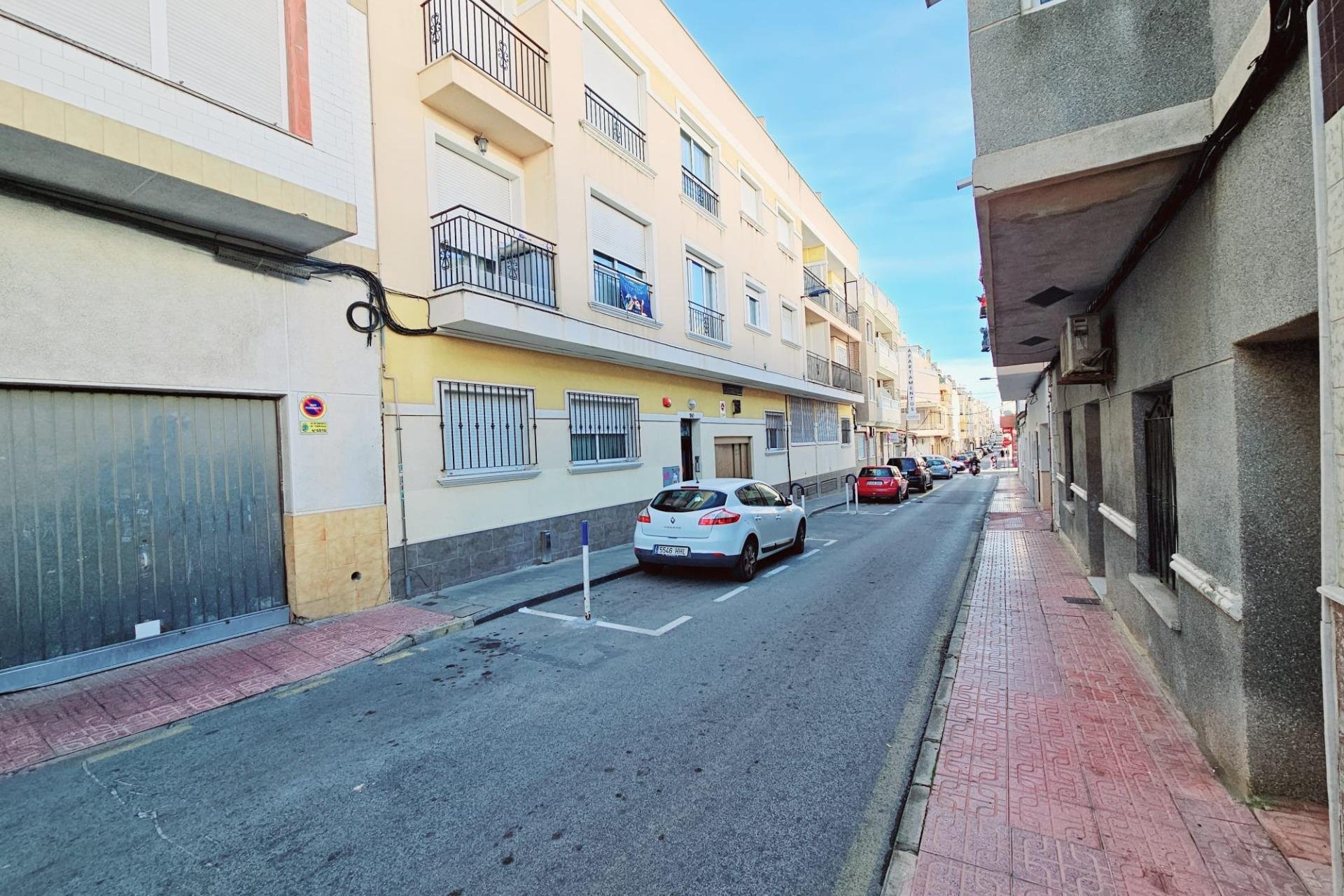 Wiederverkauf - Wohnung -
Torrevieja - torrevieja