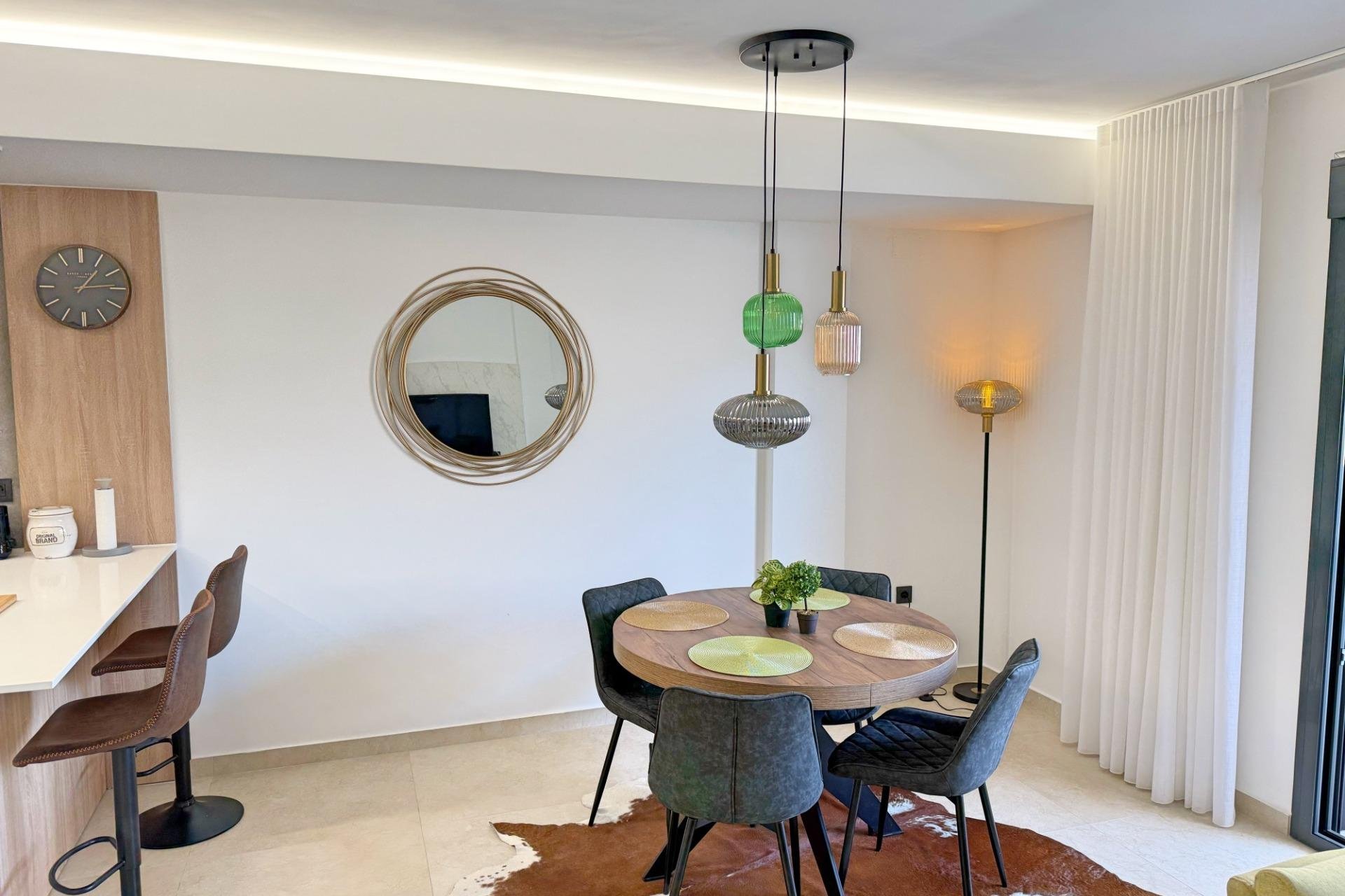 Wiederverkauf - Wohnung -
Torrevieja - torrevieja