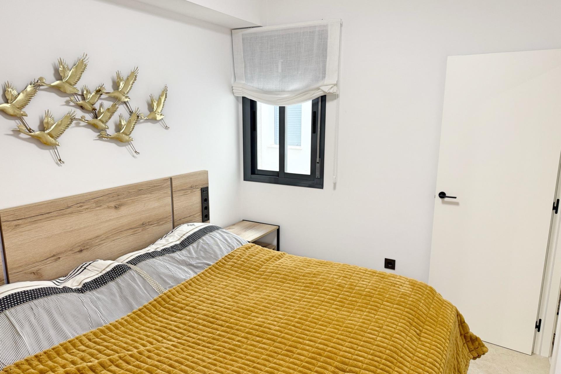 Wiederverkauf - Wohnung -
Torrevieja - torrevieja