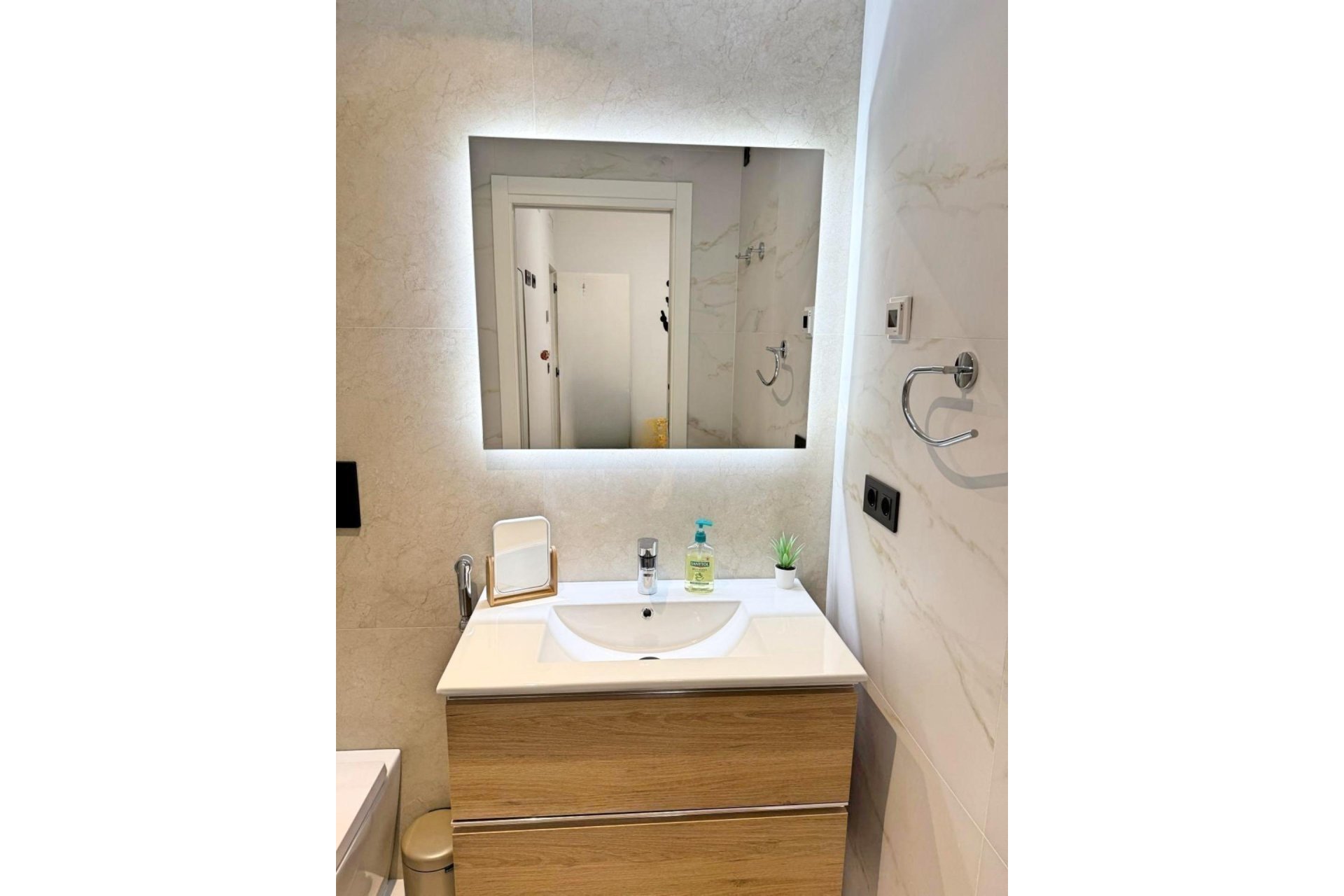 Wiederverkauf - Wohnung -
Torrevieja - torrevieja