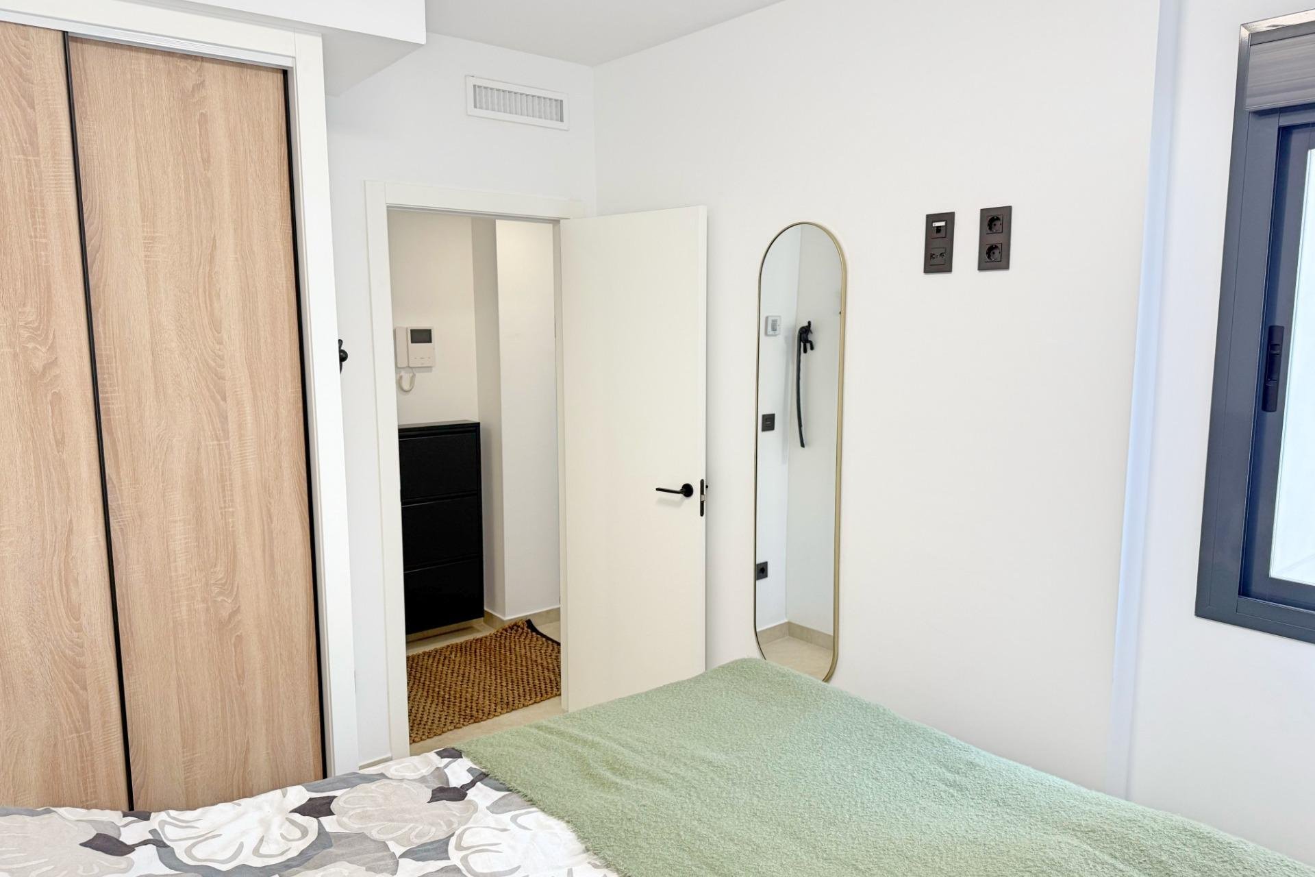 Wiederverkauf - Wohnung -
Torrevieja - torrevieja