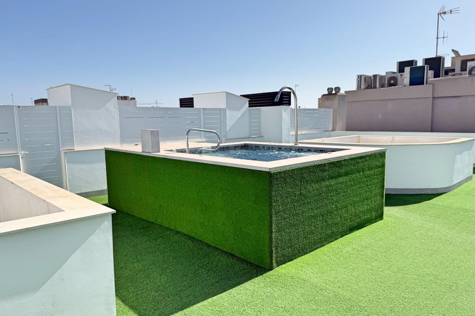 Wiederverkauf - Wohnung -
Torrevieja - torrevieja