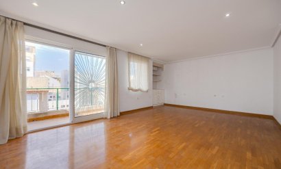 Wohnung - Wiederverkauf - Torrevieja -
                Paseo maritimo