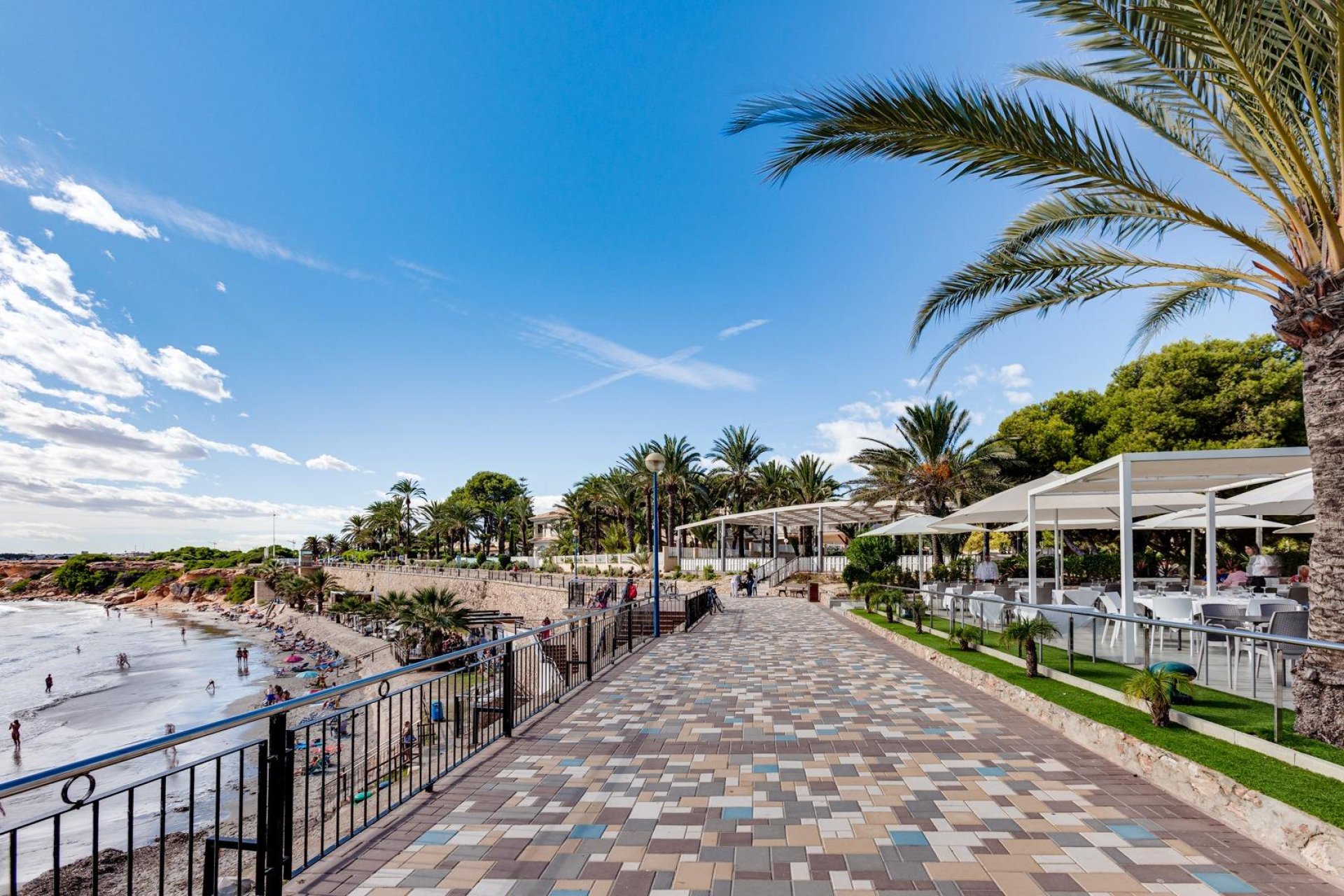 Wynajem długoterminowy - Kamienica -
Orihuela Costa - La Zenia