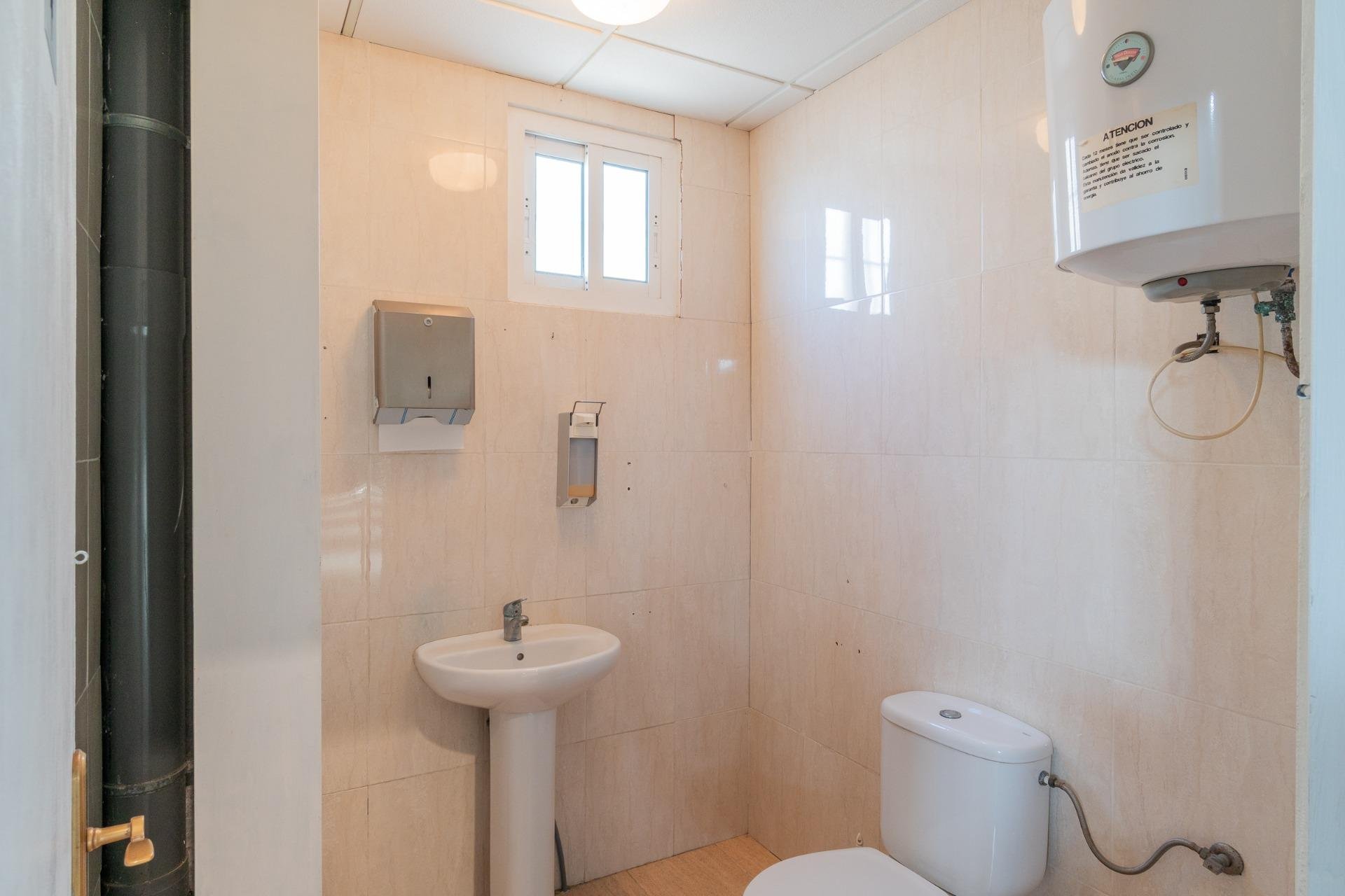 Wynajem długoterminowy - Nave industrial -
Pilar de la Horadada - Polígono industrial Cañada de Práez