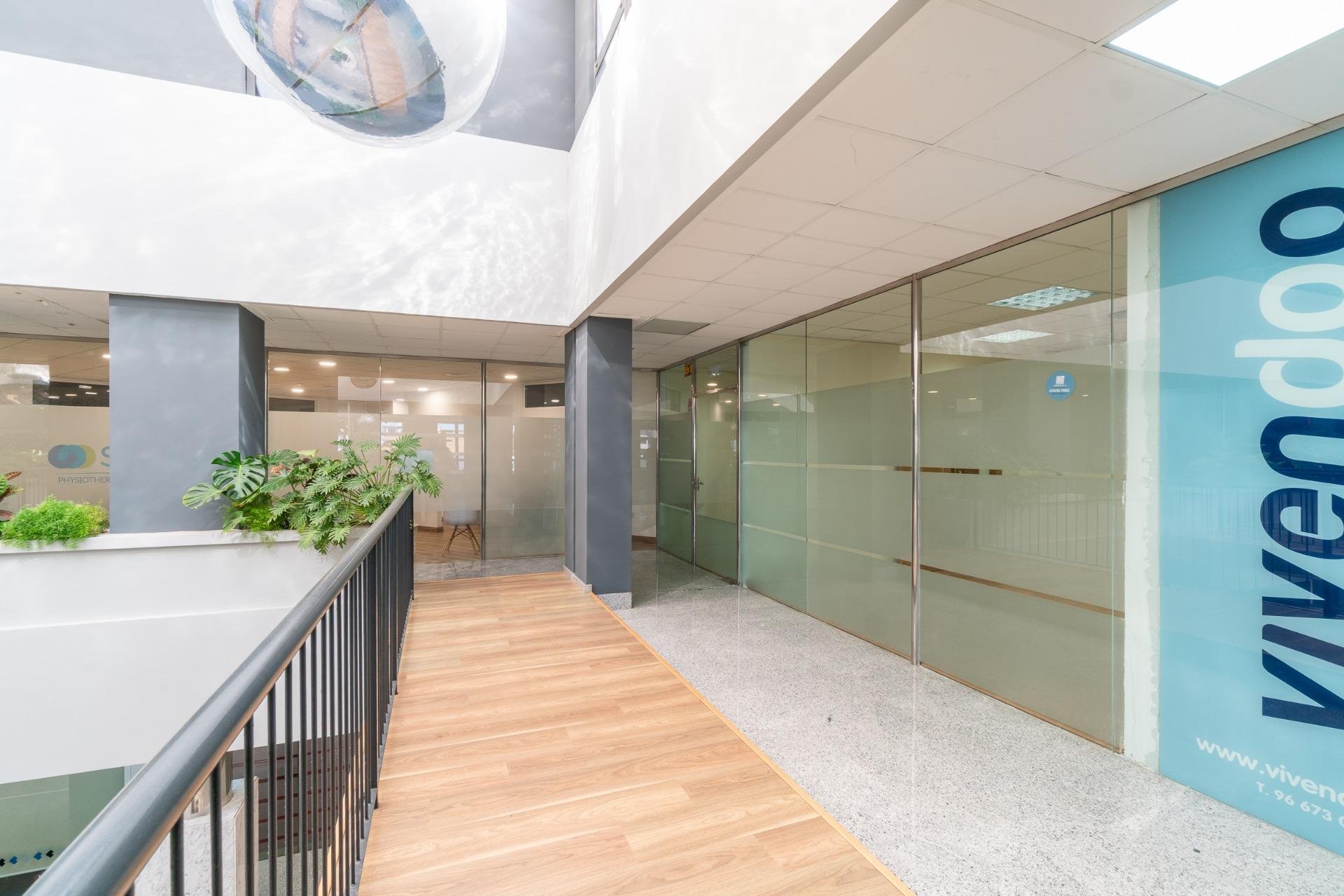 Wynajem długoterminowy - Reklama w telewizji -
Orihuela Costa - Playa Flamenca